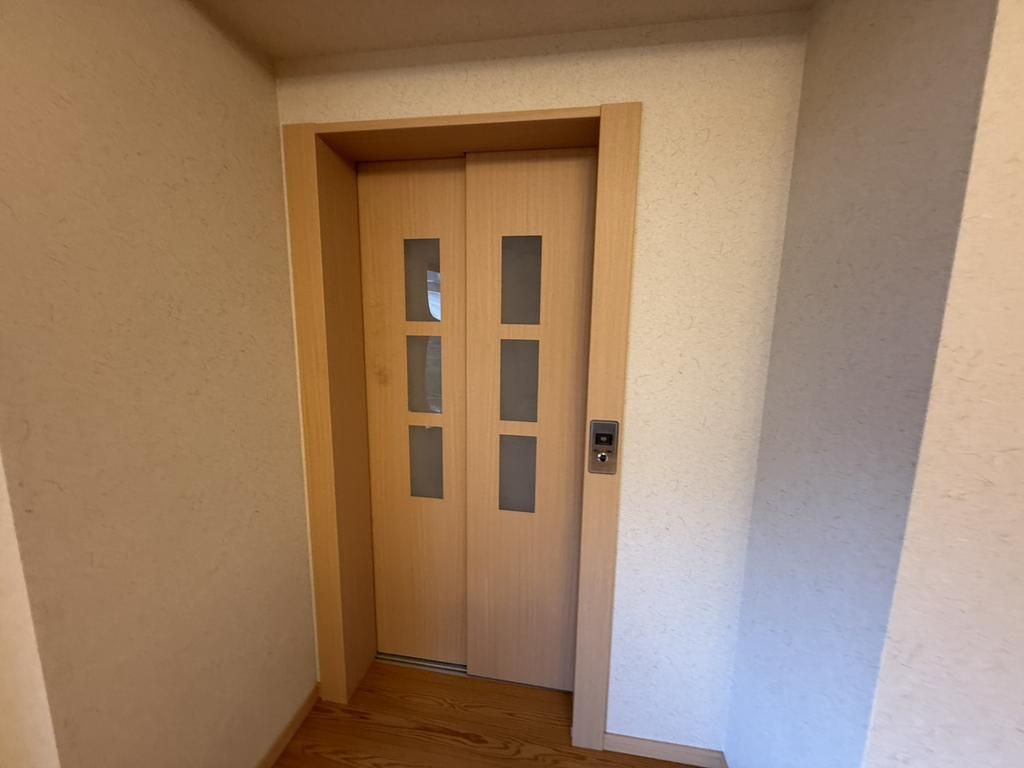 7SLDK Steel-Frame House for Sale in Kisen-dai, Iwade, Wakayama - Thumbnail 2