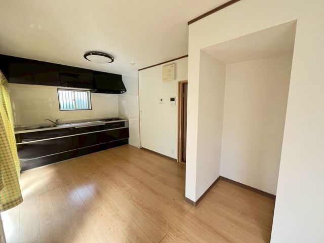 4LDK House for Sale in Hofu City, Yamaguchi | Private Garden - Thumbnail 4