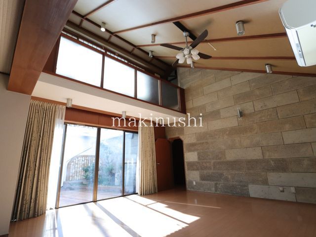 8LDK House with Courtyard in Matsubara, Osaka - Thumbnail 3