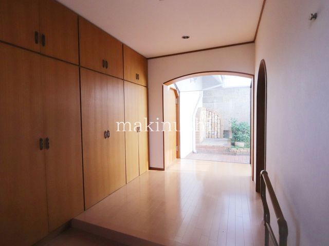8LDK House with Courtyard in Matsubara, Osaka - Thumbnail 2