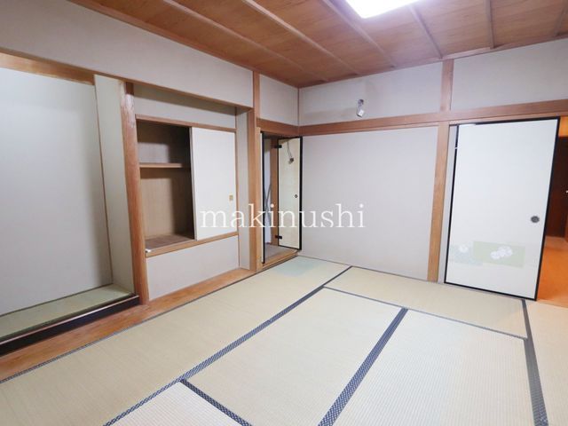 8LDK House with Courtyard in Matsubara, Osaka - Thumbnail 4