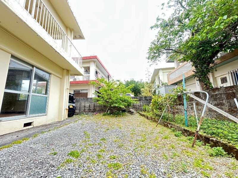 Vacant 3DK House for Sale in Yaese-cho, Okinawa - Thumbnail 3