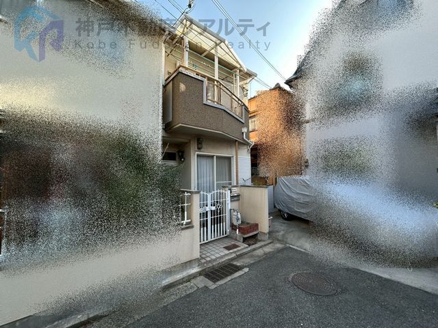4DK Wooden House for Sale in Quiet Kobe Higashinada Neighborhood - Image 1