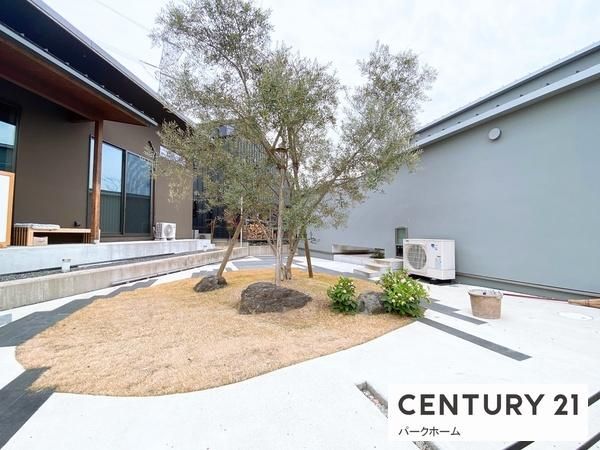 Modern 2021-Built House with Pool in Ujitawara, Kyoto - Thumbnail 4