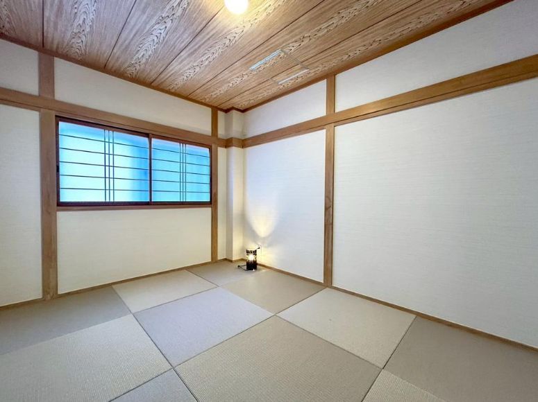 Renovated 4LDK Steel House for Sale in Sakai, Osaka - Thumbnail 2