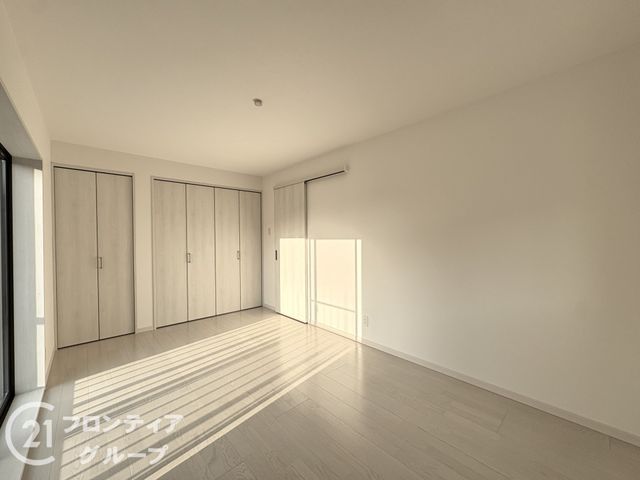 Renovated 2LDK House Near Yamadagawa Station in Kizugawa - Thumbnail 4