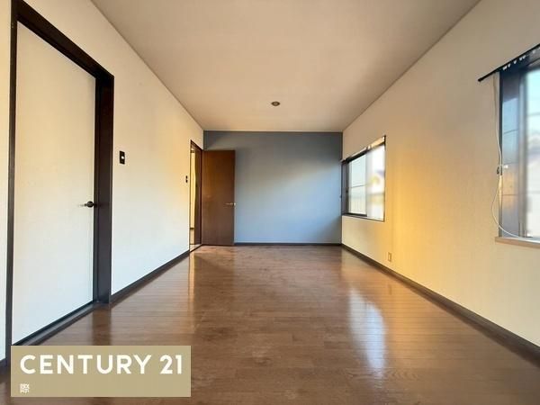 4LDK House for Sale in Iwade, Wakayama - 99.53m² - Thumbnail 3
