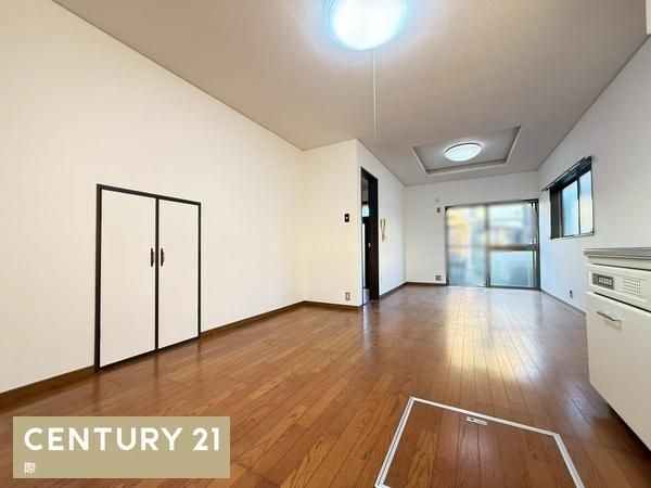 4LDK House for Sale in Iwade, Wakayama - 99.53m² - Thumbnail 2