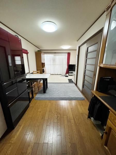 4LDK House for Sale in Tadaoka, Osaka - 109.86 sqm - Thumbnail 2