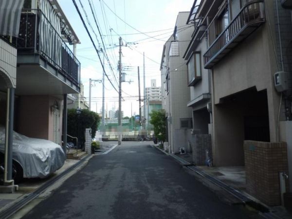 4LDK Wooden House for Sale near Showa-cho Station, Osaka - Thumbnail 2