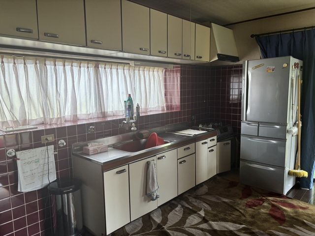 6DK Wooden House for Sale in Fukusaki, Hyogo - 9.5 Million Yen - Thumbnail 2