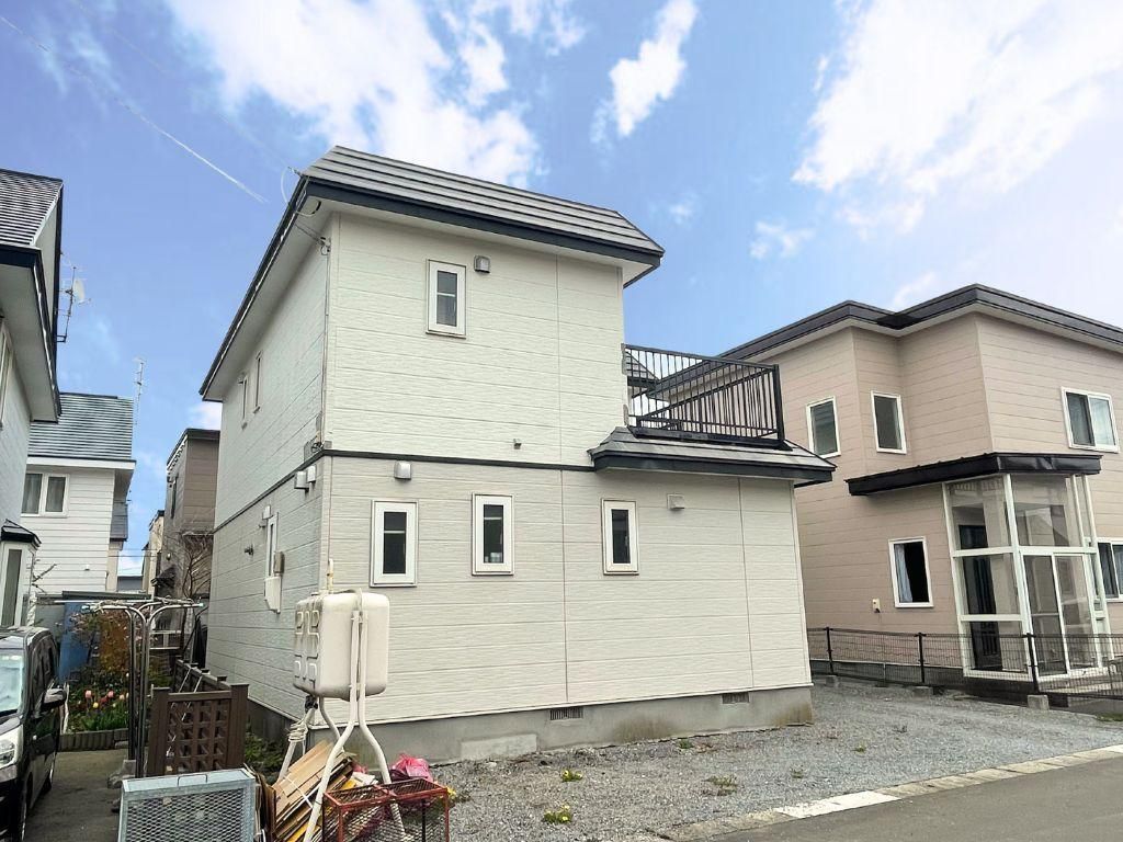 4LDK Wooden House for Sale in Hokuto, Hokkaido - Thumbnail 2