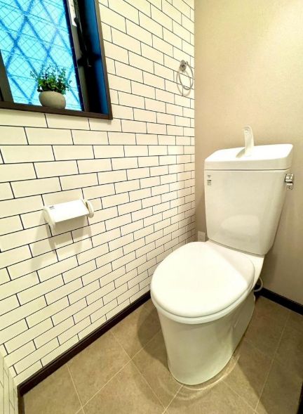 Renovated 4LDK House Near Shimo-Shinjo Station, Osaka - Thumbnail 4