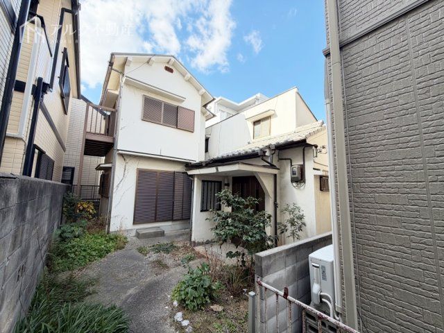 3SLDK Detached House for Sale in Amagasaki, Hyogo - Thumbnail 2
