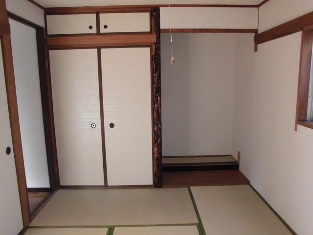 4LDK Terrace House for Sale near Mikkōgaoka Station, Sakai - Thumbnail 4