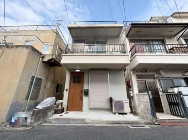2DK Steel House for Sale Near Shuntokumichi Station, Higashiosaka - Thumbnail 2