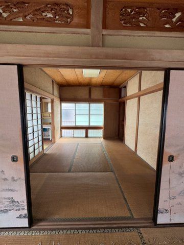7DK Detached House for Sale in Hofu, Yamaguchi - 1.98 Million Yen - Thumbnail 3