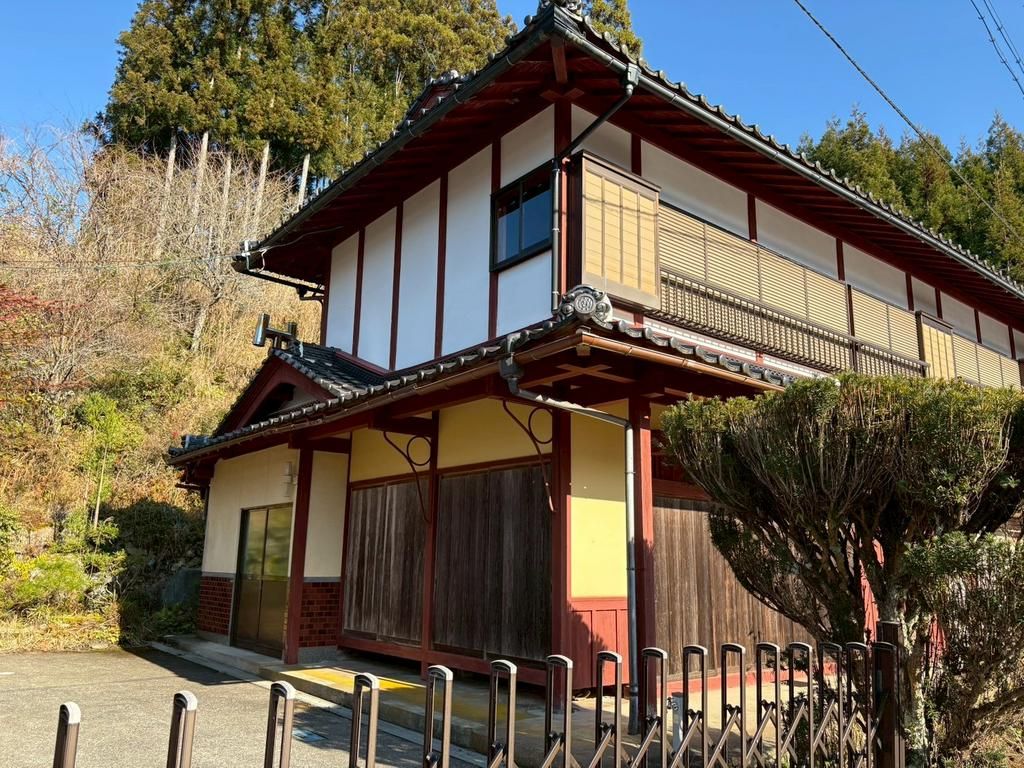 7SDK House for Sale in Ukyo Ward Kyoto 134.38 sqm - Thumbnail 2