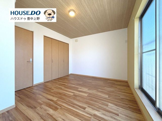 3LDK Renovated House Near Hattori Tenjin Station in Toyonaka - Thumbnail 3