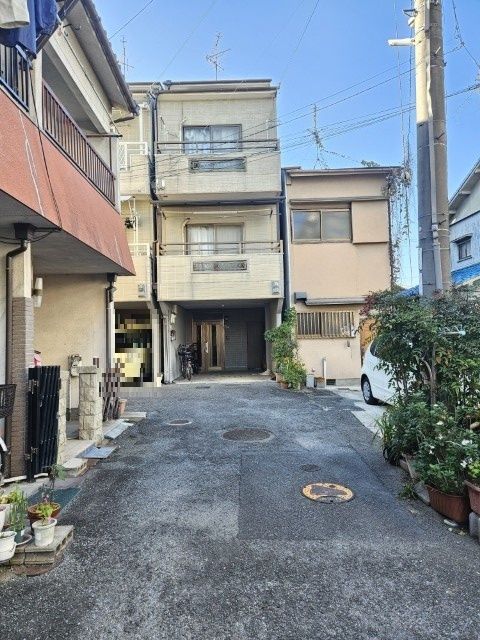 3DK Detached House for Sale in Neyagawa, Osaka - 800万円 - Thumbnail 2
