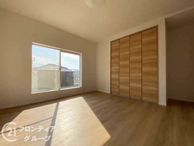 Renovated 4LDK Detached House in Kobe Suma Ward - Thumbnail 3