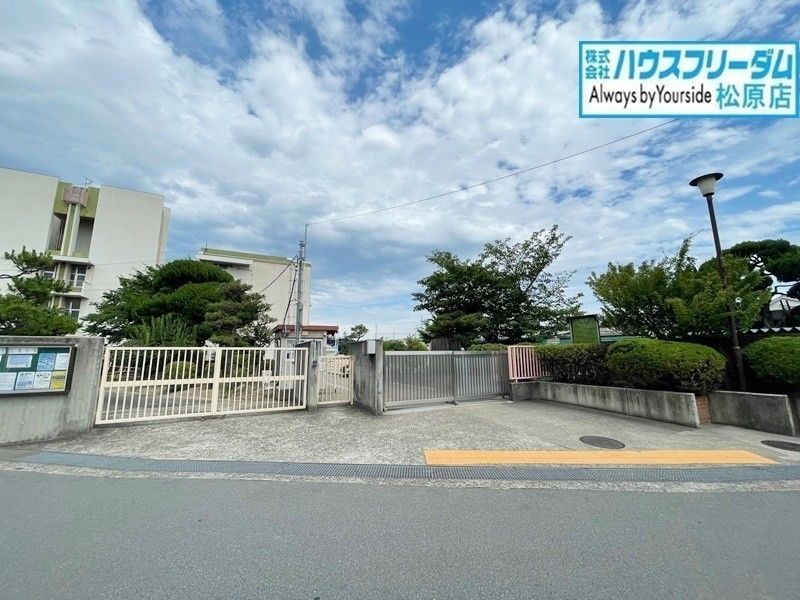 5DK Used House for Sale in Matsubara City, Osaka - Thumbnail 4