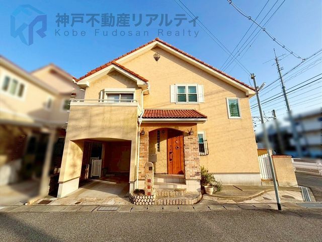 4LDK Family Home with Garage near Kasugaoka Station, Kobe - Thumbnail 2
