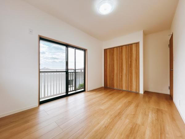 Renovated 5LDK House with Akashi Bridge View in Kobe - Thumbnail 2