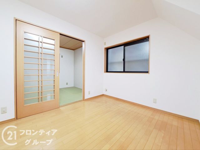 Renovated 3DK House Near Yato Station, Higashiosaka - Thumbnail 4
