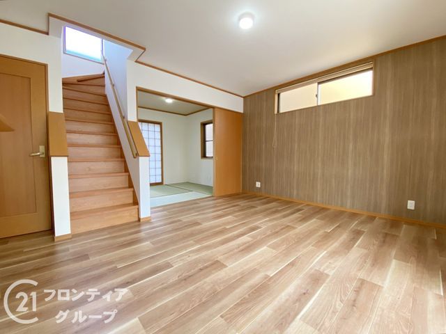 Renovated 4LDK House for Sale in Sakai Minami-ku, Osaka - Thumbnail 4