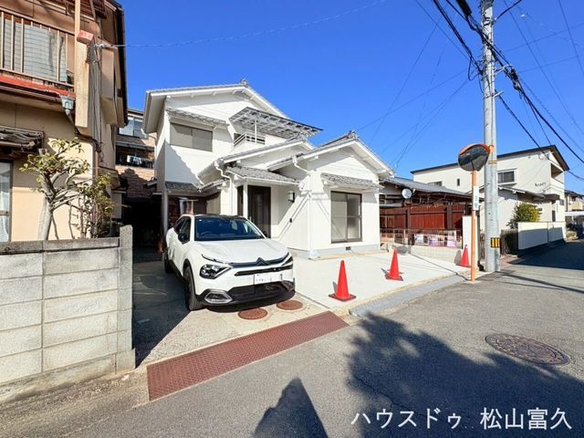 Renovated 3LDK House Near Ichitsubo Station, Matsuyama - Thumbnail 2