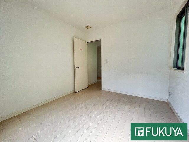 4LDK Detached House in Hirakata, Osaka - 114.48 sqm - Thumbnail 4