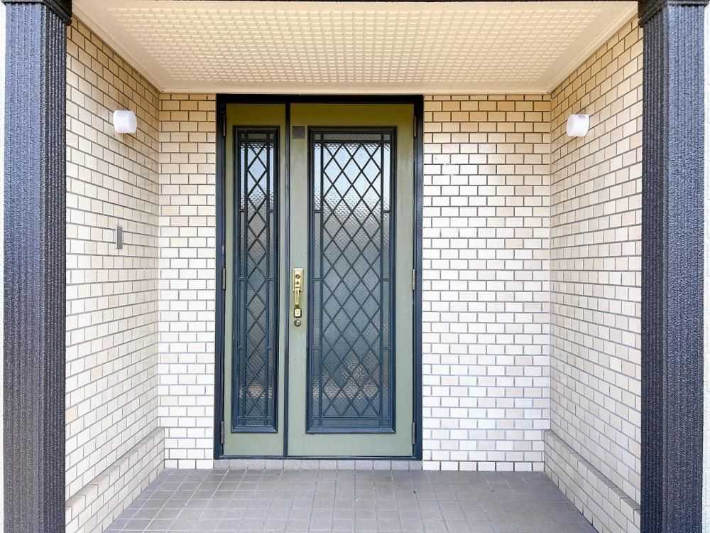 Refurbished 6SLDK House in Himeji with 2-Year Warranty - Thumbnail 2