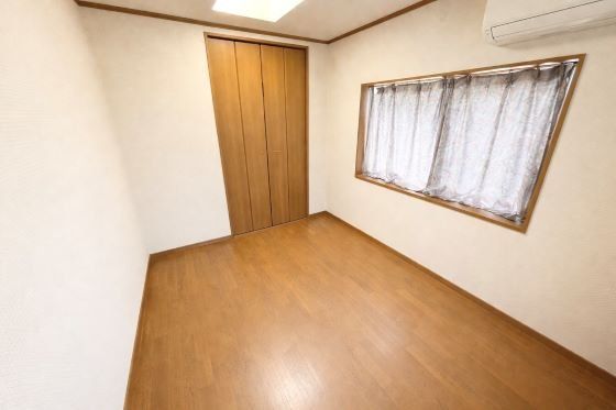 4SLDK House for Sale in Moriguchi, Osaka - 101.85 sqm - Thumbnail 2
