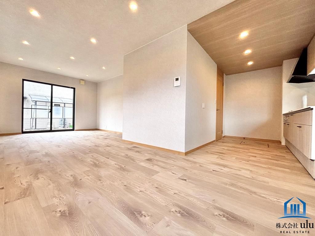 5LDK Detached House for Sale in Kashihara, Nara - 132.9 sqm - Thumbnail 3