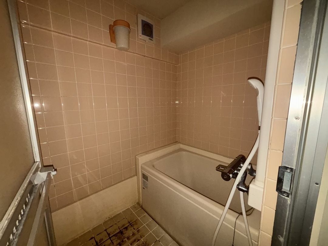 3LDK RC Townhouse in Fushimi-ku, Kyoto for Sale - Thumbnail 3