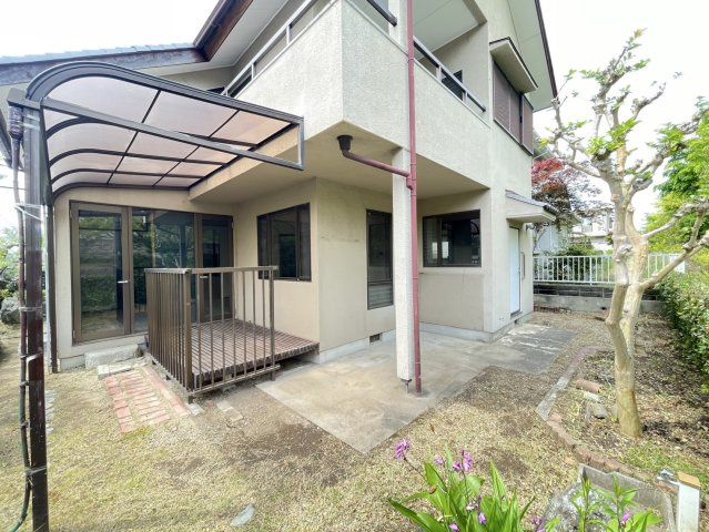 4LDK Detached House for Sale in Kobe's Kita Ward - Thumbnail 2