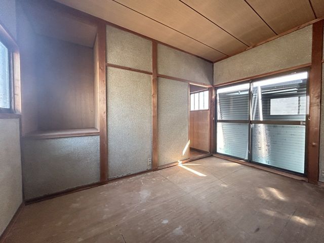 Renovated 3LDK House in Yokkaichi, Mie - 77sqm - Thumbnail 2