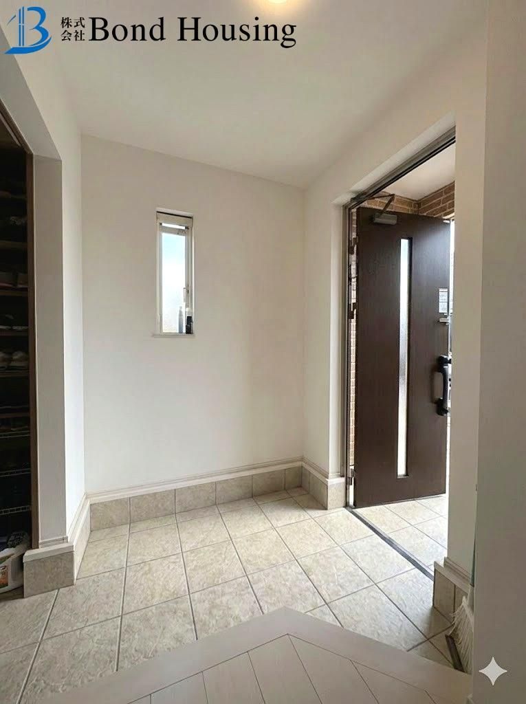 4LDK House for Sale in Akashi City, Hyogo Near Tsuchiyama Station - Thumbnail 3