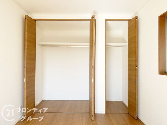 Renovated 3LDK House for Sale in Sakai, Osaka - Thumbnail 3