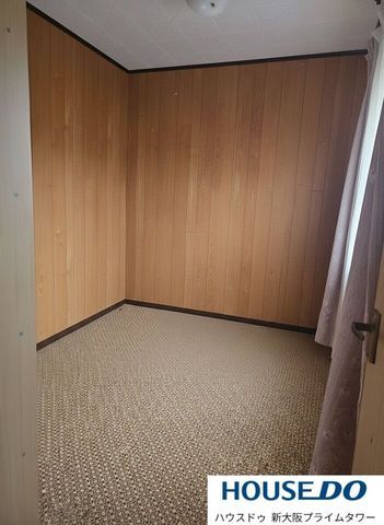 Terraced House for Sale in Toyonaka, Osaka - 3SLDK, Near Sone Station - Thumbnail 2