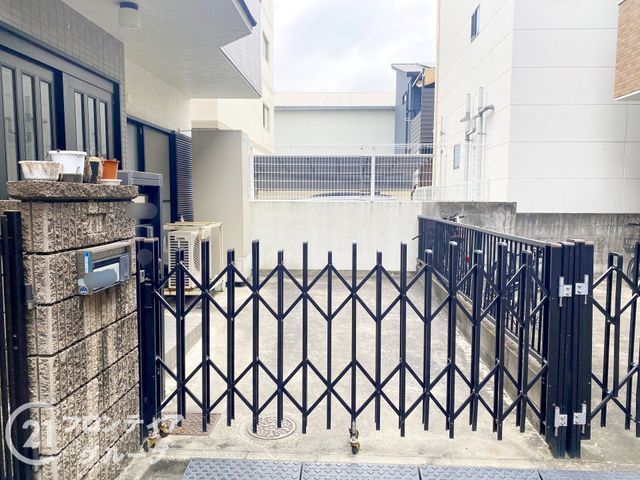 6DK Steel Frame House for Sale in Higashiosaka, Osaka - Thumbnail 3