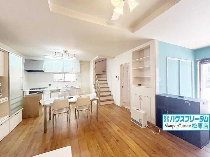 4LDK Detached House for Sale in Habikino City, Osaka - Thumbnail 3