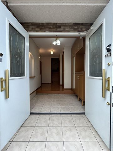 4LDK Detached House for Sale in Higashisumiyoshi, Osaka - Thumbnail 3