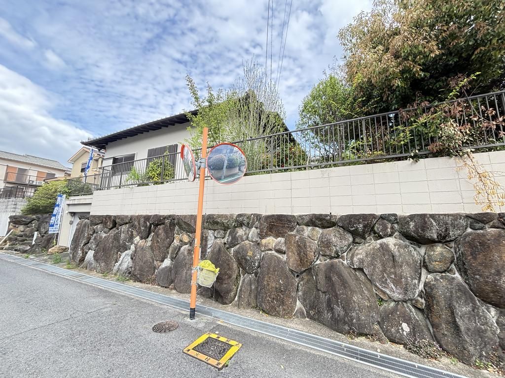 6DK House for Sale in Sanko Town, Nara - 168 sqm - Thumbnail 2