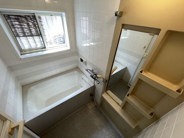 4LDK House for Sale in Higashiyodogawa-ku, Osaka - Thumbnail 4