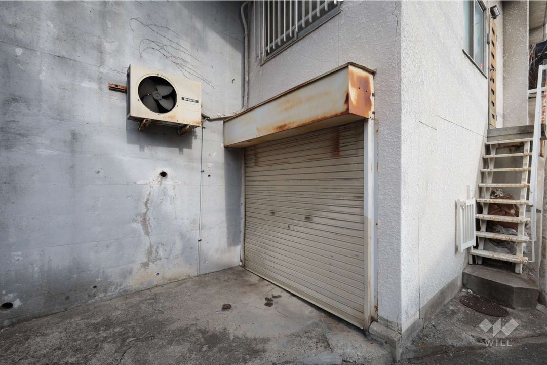 4LDK House for Sale in Kobe Higashinada, Near Okamoto Station - Thumbnail 2