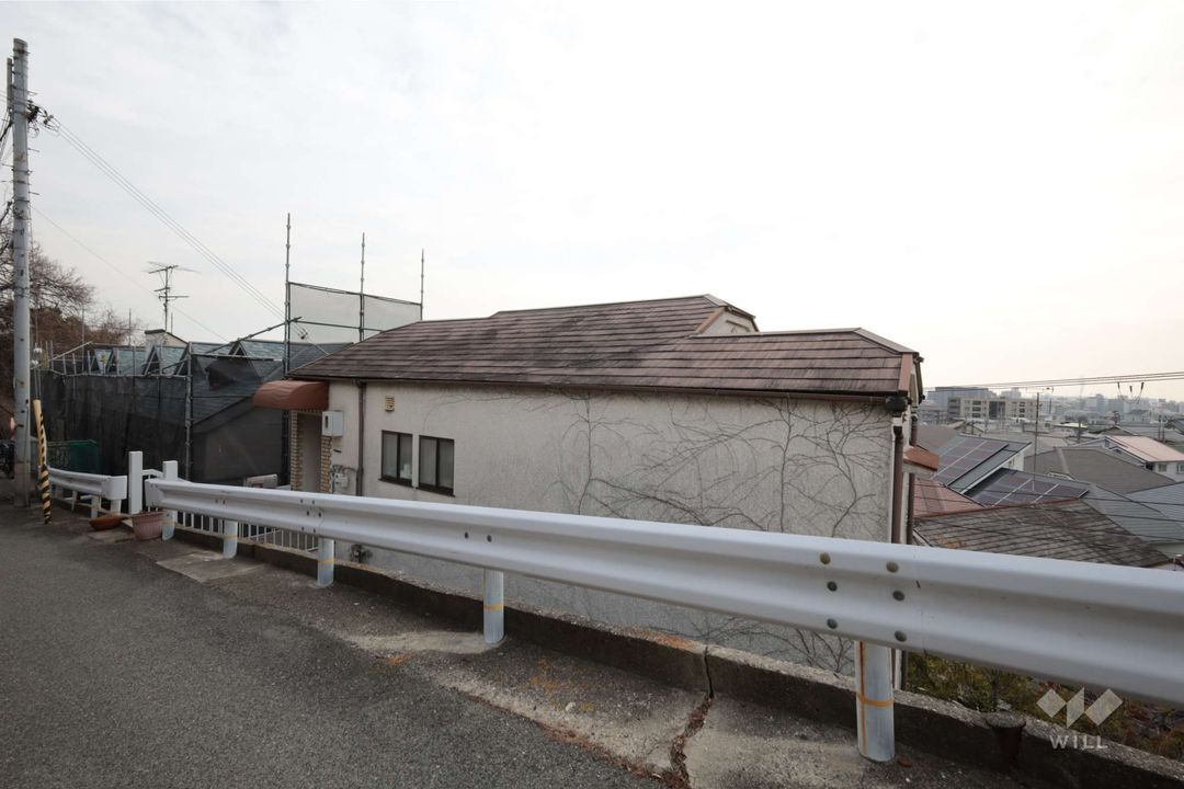 4LDK House for Sale in Kobe Higashinada, Near Okamoto Station - Thumbnail 4