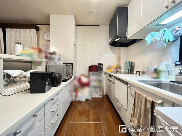 4LDK House with Rooftop Terrace for Sale in Kashiwara, Osaka - Thumbnail 4