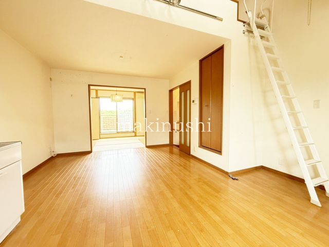 3LDK House with Loft in Habikino, Osaka | 1580万 Yen - Thumbnail 4